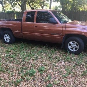 Meet your Posher, Ray